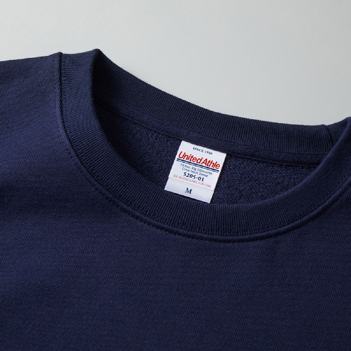 5205-01 10.0oz 寬版魚鱗布衛衣 8 頸肋是耐用的雙針