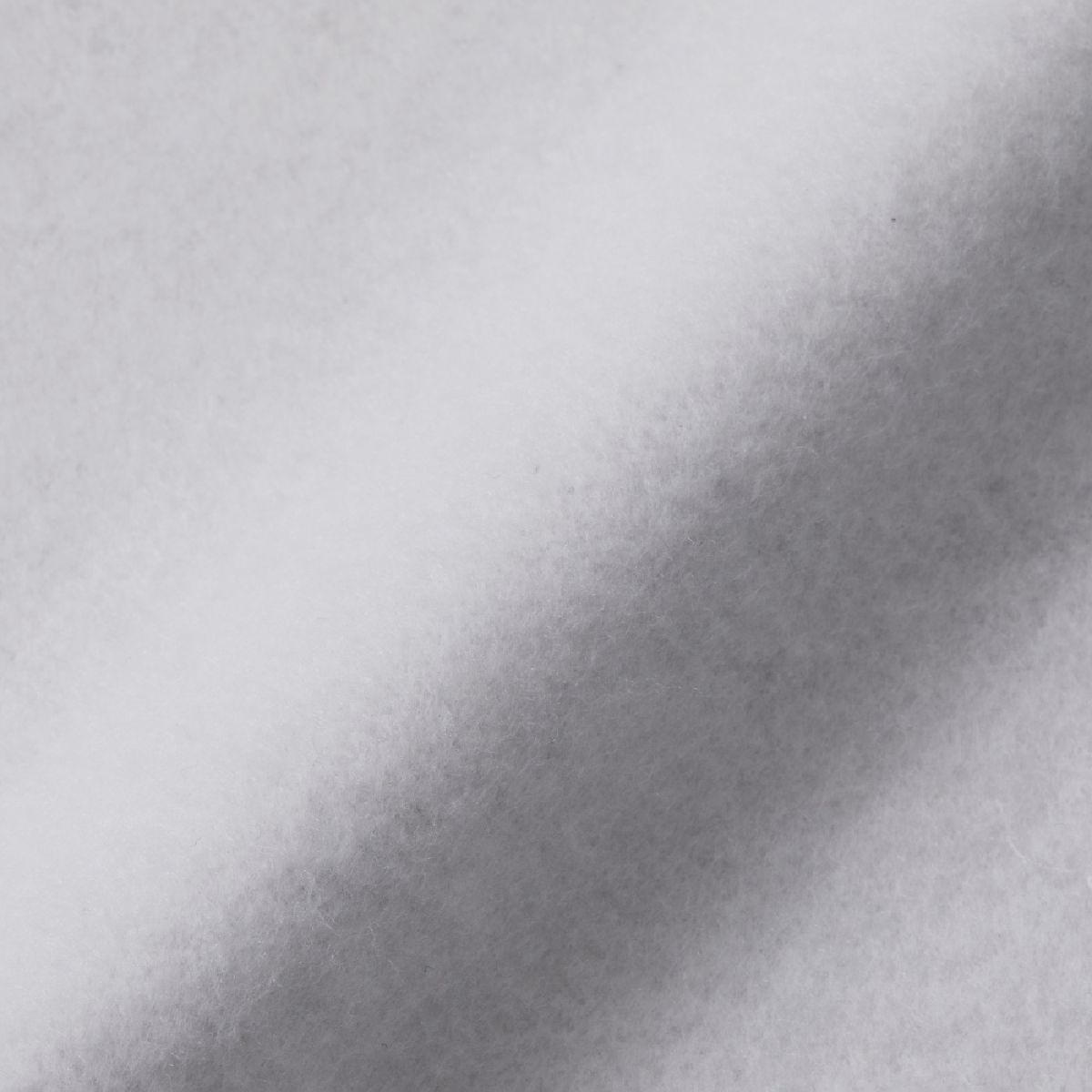 襯裡是高度的耐熱性，背面的刷子集中在蓬鬆的感覺上。