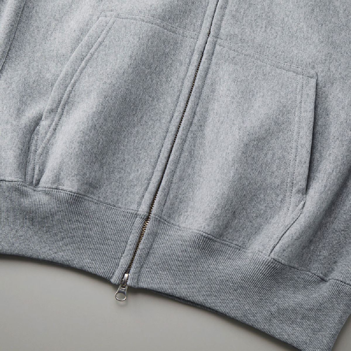 袋鼠口袋規格，車身和肋骨線是耐用的雙針