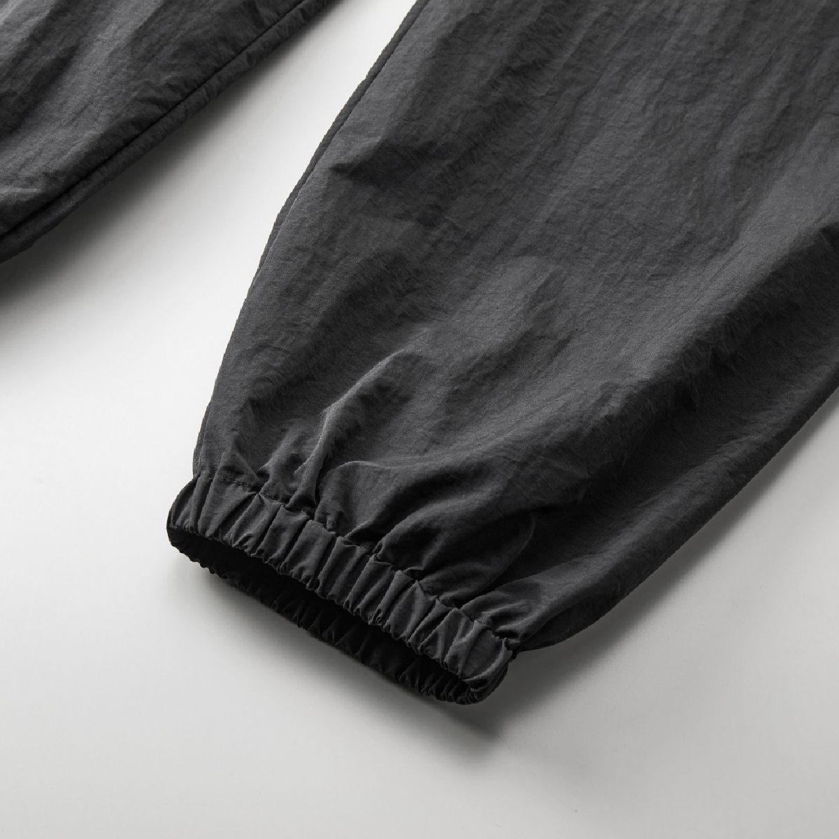 下擺嘴是避難的規格