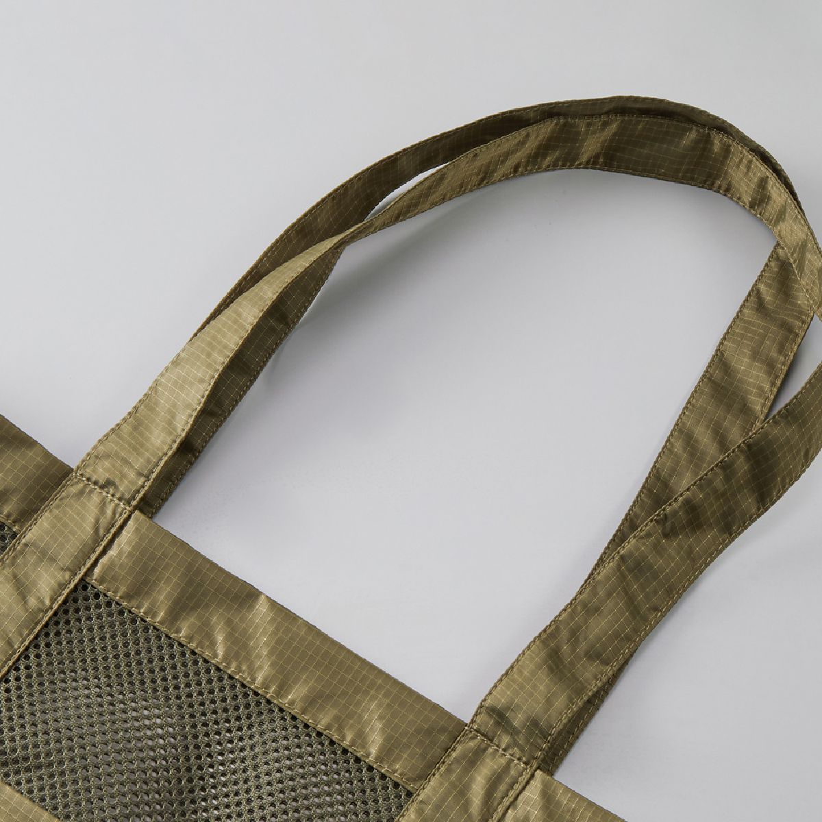 用易於肩膀的長度處理