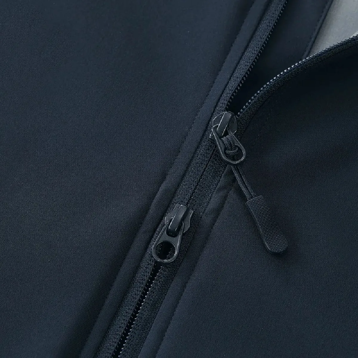 7230 三層硬殼外套|都市戶外必備防風防水機能服,時尚機能一次滿足 4 7230 三層硬殼外套|都市戶外必備防風防水機能服,時尚機能一次滿足:圖片 4
